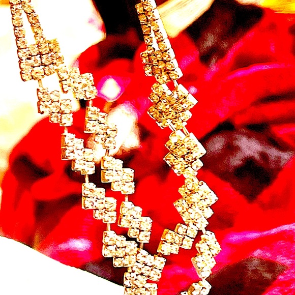 Rhinestone necklace bib style vtg angular geometric HTF clear design Silvertone - Picture 3 of 10